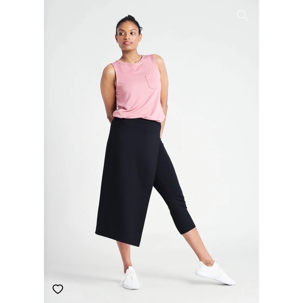 Betabrand Skirt The Sassiest Pants Capri Cropped Skirt Overlay Black Petite S